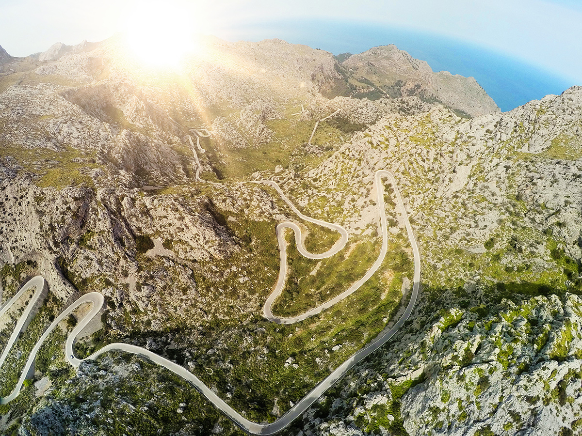 La strada è la destinazione! In questo caso, sono le strade uniche della Spagna.