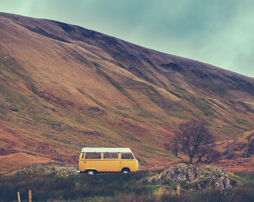 Rimanete in campeggio con il vostro camper ed essere ancora in mezzo alla natura: Questo è ciò che offre la Scozia.